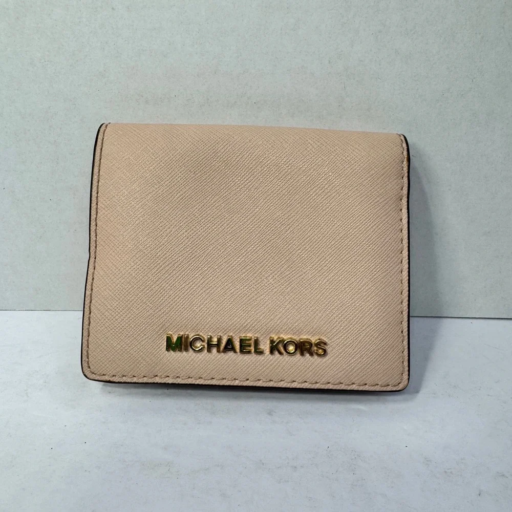 Michael Kors Small Bi Fold Wallet Saffiano Leather Muted Soft Pink Gold Hardware